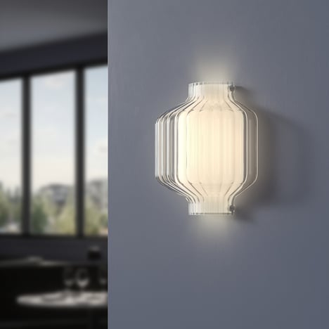 Toro (1461002) in Clear Glass - Insitu Image 3