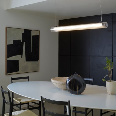 io Pendant 1000 (1409064) in Matt Black - Insitu Image 1