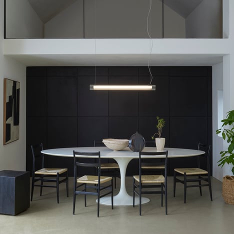 io Pendant 1000 (1409064) in Matt Black - Insitu Image 2