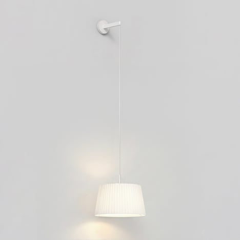 Wall Pendant 4' (Cord Set) (1184052) in Matt White with Tapered Round 400 Pleated (5002009) in White Fabric