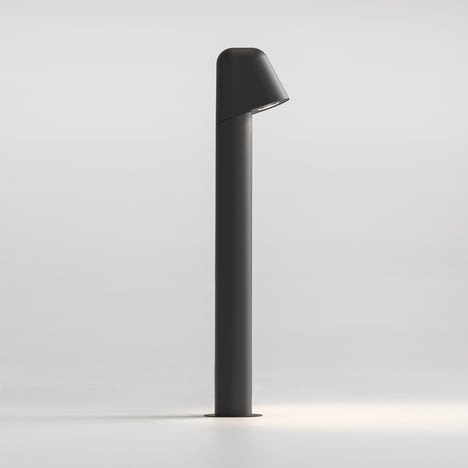 Mast Bollard 700 (1317026) in Textured Black - Product Image 3