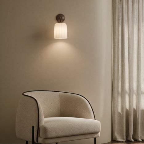Veo Lantern (1455010) in Bronze - Insitu Image 3