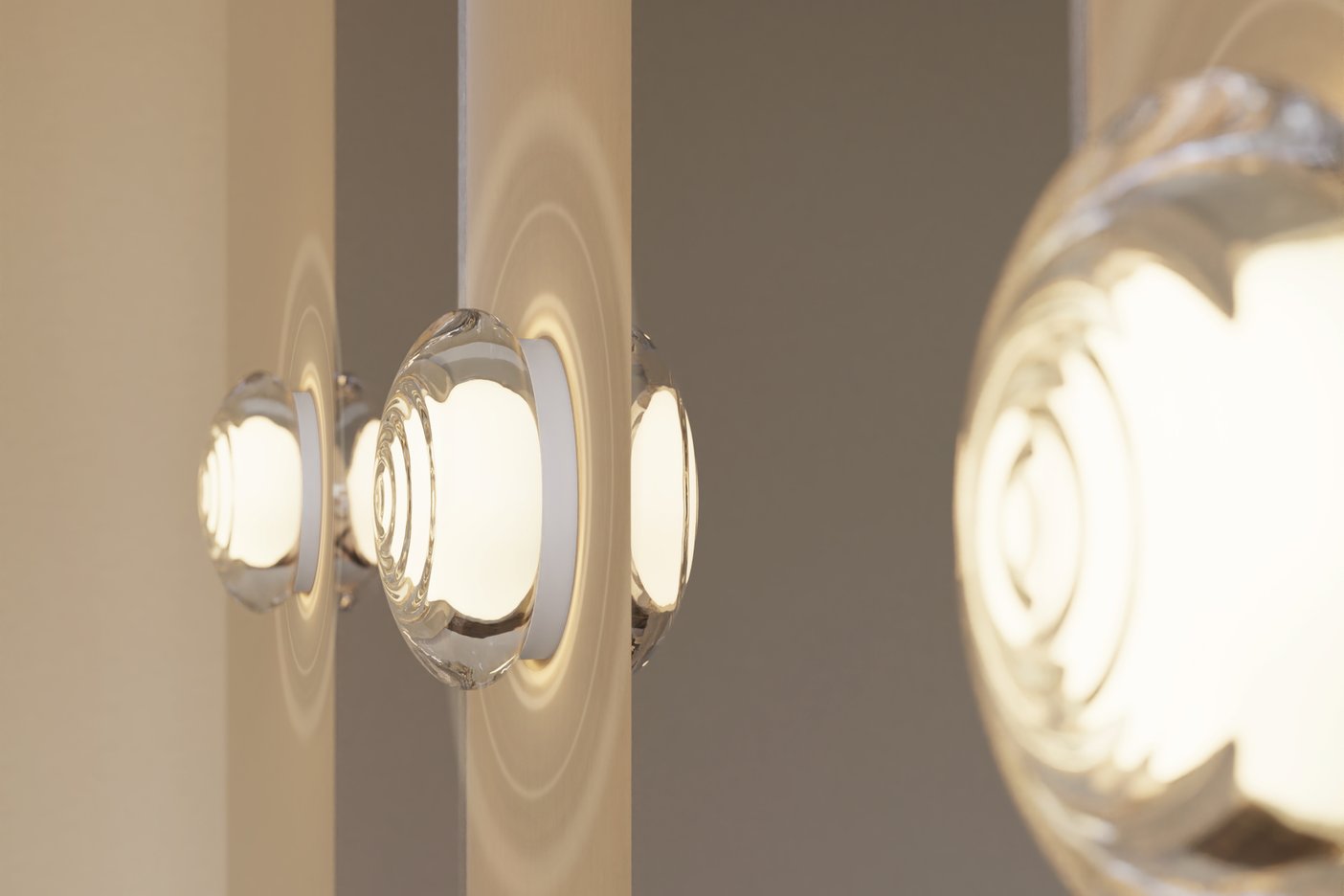 Astro's Drop wall sconce in clear glass