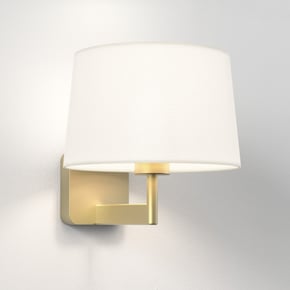 Beaumont Wall (1480034) in Matt Gold with Tapered Round 250 (5035003) in White Fabric