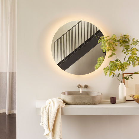 Varenna Round 915 2700K (Cord Set) (1420030) in Mirror Finish - Insitu Image 1